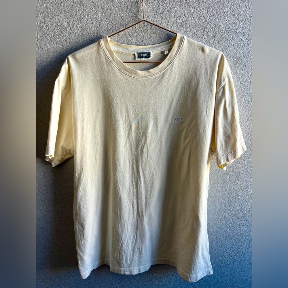 Kith men’s t-shirt cream - sz M